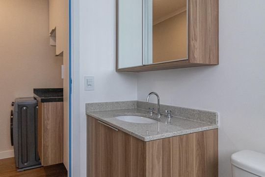 Banheiro de apartamento para alugar com 2 quartos, 42m² em Vila Guilhermina, São Paulo