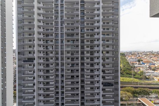 Vista Quarto 2 de apartamento para alugar com 2 quartos, 42m² em Vila Guilhermina, São Paulo
