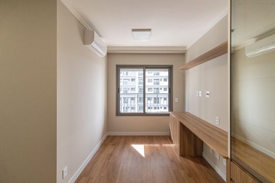 Sala e Cozinha de apartamento para alugar com 2 quartos, 42m² em Vila Guilhermina, São Paulo