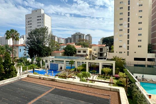 Vista do Quarto 2 de apartamento à venda com 3 quartos, 200m² em Sumaré, São Paulo