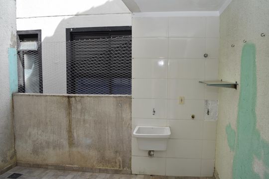 Área de Serviço de casa à venda com 2 quartos, 103m² em Chácara Seis de Outubro, São Paulo