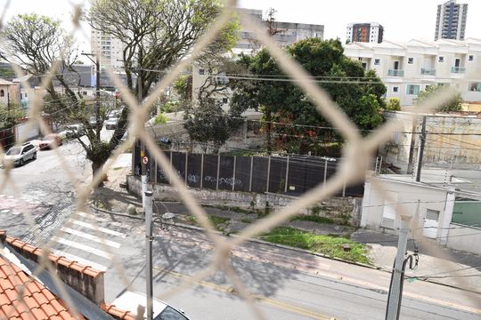 Varanda de casa à venda com 2 quartos, 103m² em Chácara Seis de Outubro, São Paulo