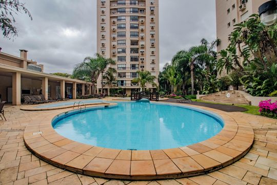 Área comum - Piscina de apartamento para alugar com 3 quartos, 90m² em Passo D’areia, Porto Alegre