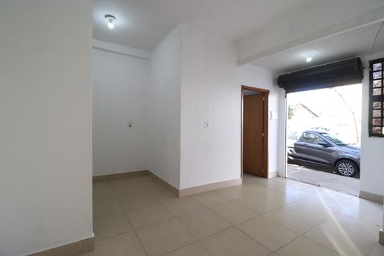 Sala de kitnet/studio para alugar com 1 quarto, 45m² em Santa Mônica, Uberlândia