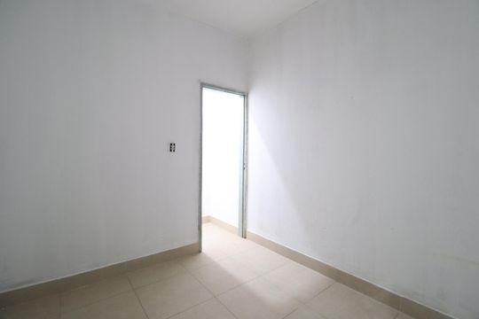 Quarto de kitnet/studio para alugar com 1 quarto, 45m² em Santa Mônica, Uberlândia