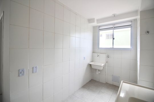 Área de serviço  de apartamento para alugar com 2 quartos, 55m² em Jardim Lourdes, Ferraz de Vasconcelos