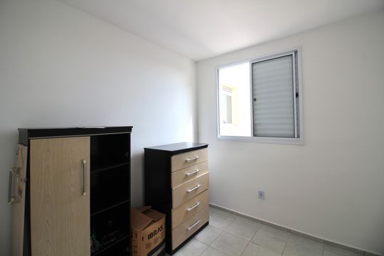 Quarto 2 de apartamento para alugar com 2 quartos, 55m² em Jardim Lourdes, Ferraz de Vasconcelos
