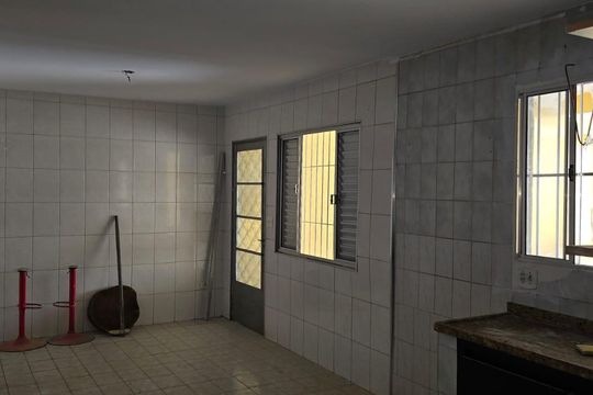 Cozinha  de casa para alugar com 2 quartos, 250m² em Vila Maricy, Guarulhos