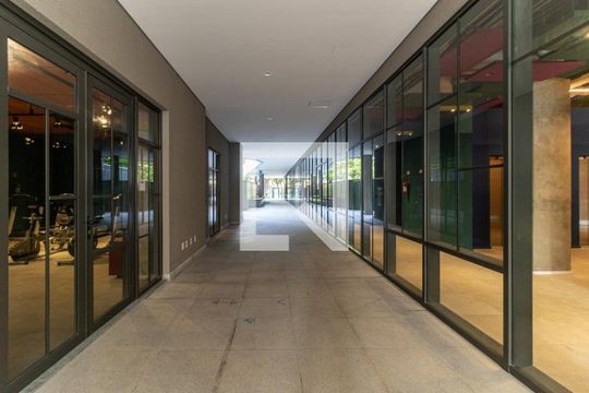 Hall de Entrada de kitnet/studio à venda com 1 quarto, 22m² em Santa Ifigênia, São Paulo