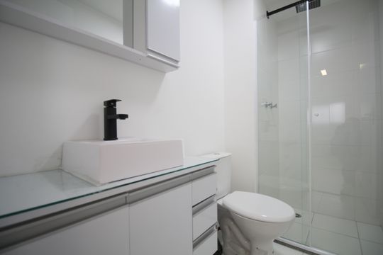 Banheiro de apartamento para alugar com 2 quartos, 48m² em Vila Andrade, São Paulo