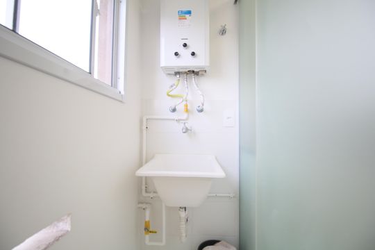 Área de Serviço de apartamento para alugar com 2 quartos, 48m² em Vila Andrade, São Paulo