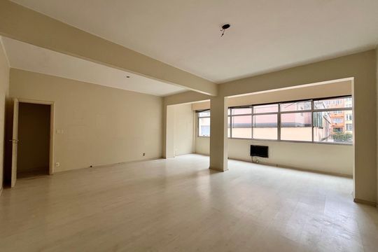 Apartamento para alugar com 3 quartos, 159m² em Copacabana, Rio de Janeiro