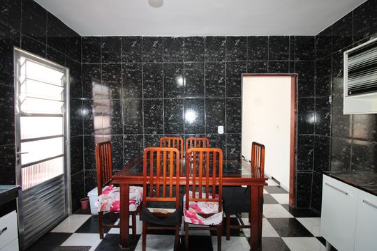 Cozinha de casa para alugar com 1 quarto, 60m² em Jardim Helena, São Paulo