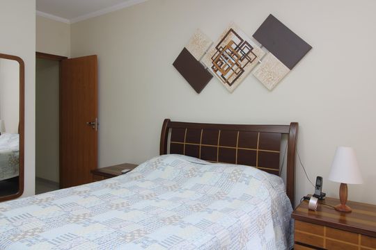 Suíte de casa à venda com 3 quartos, 220m² em Vila Talarico, São Paulo