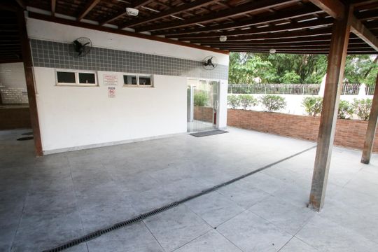 Área comum - Salão de festas de apartamento para alugar com 2 quartos, 58m² em Taquara, Rio de Janeiro