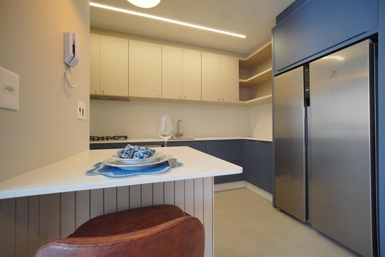 Cozinha de apartamento para alugar com 3 quartos, 120m² em Capoeiras, Florianópolis