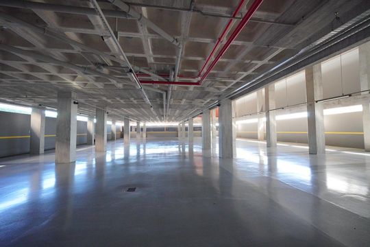 Garagem  de apartamento para alugar com 3 quartos, 120m² em Capoeiras, Florianópolis