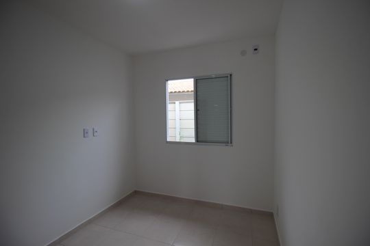 Casa de Condomínio para alugar com 2 quartos, 64m² em Vila Bom Jesus, Sorocaba