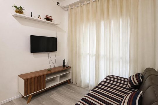 Sala de apartamento para alugar com 1 quarto, 43m² em Santo Cristo, Rio de Janeiro