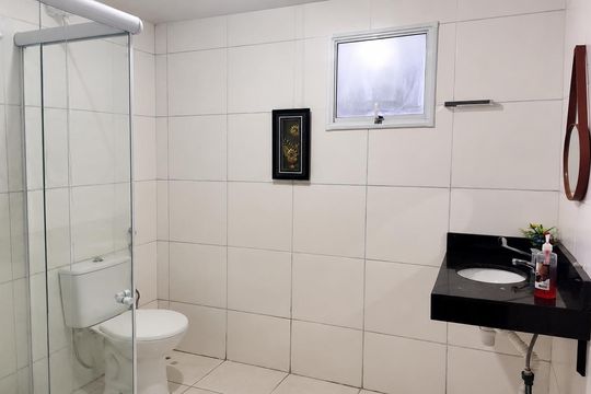 Banheiro de apartamento para alugar com 1 quarto, 43m² em Santo Cristo, Rio de Janeiro