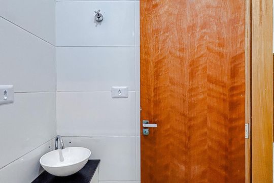 Banheiro de apartamento para alugar com 1 quarto, 29m² em Vila Esperança, São Paulo