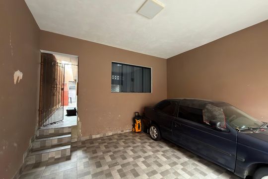 Garagem de casa à venda com 4 quartos, 96m² em Jardim Cipreste, São Bernardo do Campo