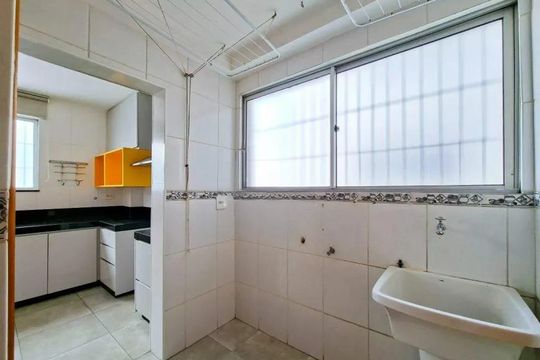Área de serviço de apartamento para alugar com 3 quartos, 90m² em Nova Suíça, Belo Horizonte