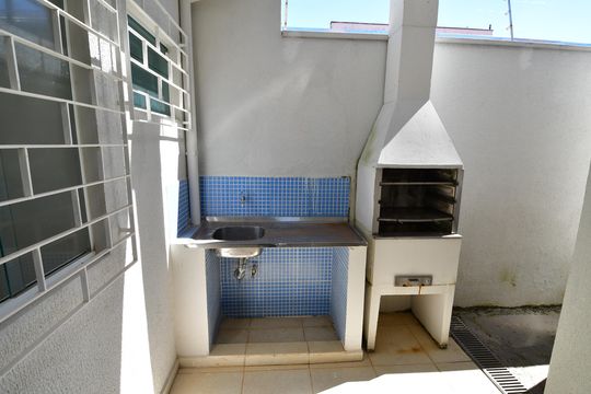 Churrasqueira de casa à venda com 6 quartos, 223m² em Jardim das Paineiras, Campinas