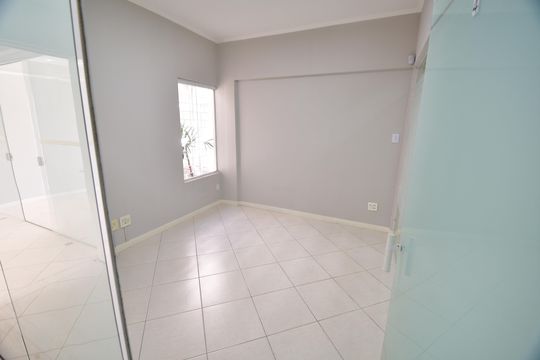 Casa à venda com 6 quartos, 223m² em Jardim das Paineiras, Campinas