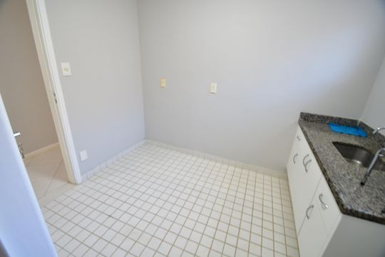 Cozinha de casa à venda com 6 quartos, 223m² em Jardim das Paineiras, Campinas
