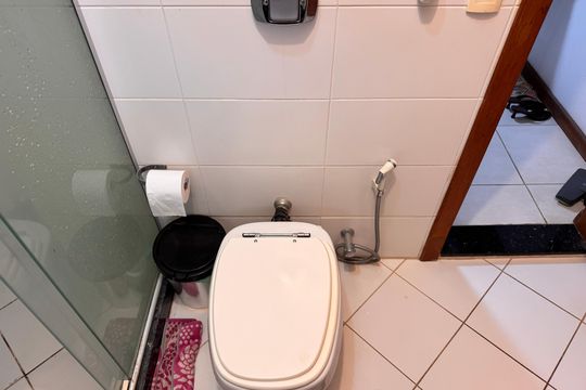 Banheiro Suítes Canadenses de casa de condomínio à venda com 6 quartos, 400m² em Recreio dos Bandeirantes, Rio de Janeiro