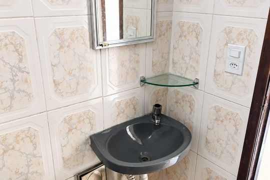 Banheiro de apartamento à venda com 1 quarto, 45m² em Coelho Neto, Rio de Janeiro