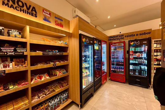 Mercadinho de apartamento para alugar com 1 quarto, 49m² em Jardim das Acacias, São Paulo
