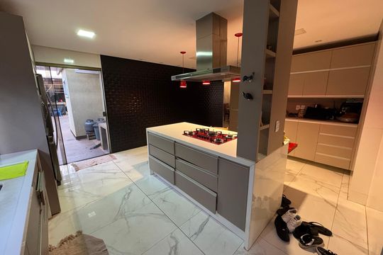Casa à venda com 5 quartos, 820m² em Setor Habitacional Vicente Pires, Brasília