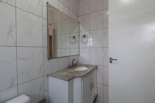 Casa de Condomínio para alugar com 2 quartos, 88m² em Vila Paulo Silas, São Paulo