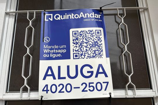 Placa de apartamento para alugar com 1 quarto, 60m² em Vila Mangalot, São Paulo