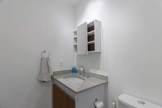 Banheiro de apartamento para alugar com 1 quarto, 30m² em Vila Graciosa, São Paulo