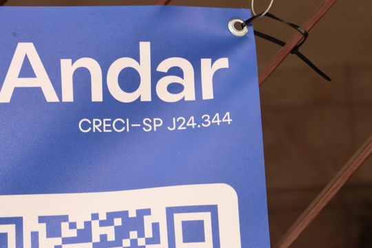 Placa de casa à venda com 4 quartos, 250m² em Jardim Colorado, São Paulo