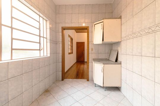 Cozinha de apartamento para alugar com 3 quartos, 95m² em Centro Histórico, Porto Alegre