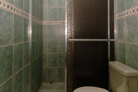 Banheiro de apartamento para alugar com 3 quartos, 95m² em Centro Histórico, Porto Alegre