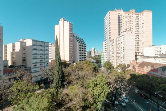 Vista do Quarto de apartamento para alugar com 1 quarto, 65m² em Centro Histórico, Porto Alegre