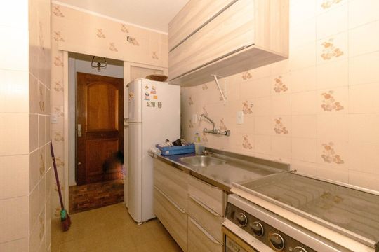 Sala/Cozinha de apartamento para alugar com 1 quarto, 65m² em Centro Histórico, Porto Alegre