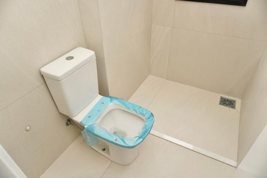 Banheiro das Semi-suítes de apartamento à venda com 3 quartos, 133m² em Luxemburgo, Belo Horizonte