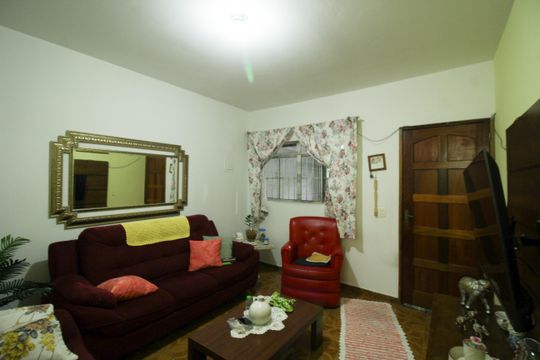 Casa à venda com 4 quartos, 133m² em Vila Teresinha, São Paulo
