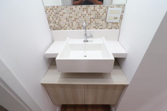 Banheiro de apartamento para alugar com 2 quartos, 51m² em Jardim Santo Antonio, São Paulo