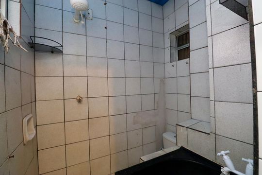 Banheiro de apartamento para alugar com 3 quartos, 80m² em Cabula, Salvador