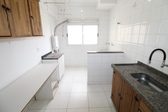 Cozinha de apartamento para alugar com 3 quartos, 64m² em Conjunto Residencial Trinta E Um de Marco, São José dos Campos