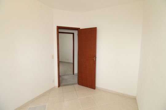 Quarto 2 de apartamento para alugar com 3 quartos, 64m² em Conjunto Residencial Trinta E Um de Marco, São José dos Campos