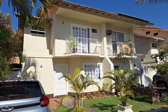 Fachada  de casa para alugar com 2 quartos, 145m² em Camboinhas, Niterói
