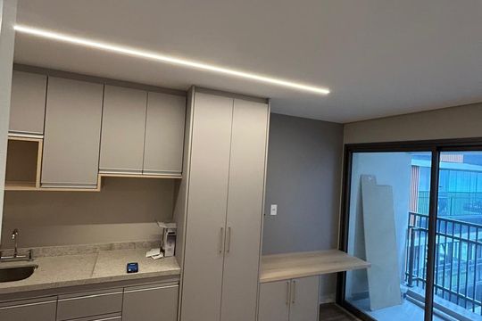 Cozinha de apartamento à venda com 1 quarto, 22m² em Paraíso, São Paulo